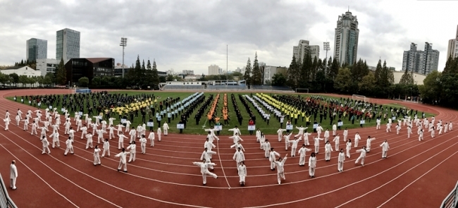 image001