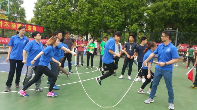 跳绳比赛